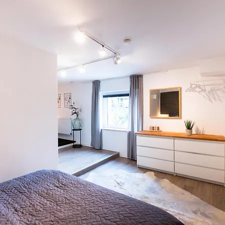 Modern Loft Merten Daire *