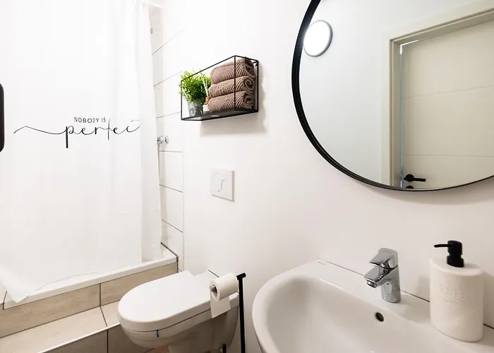 Modern Loft Merten 公寓 *